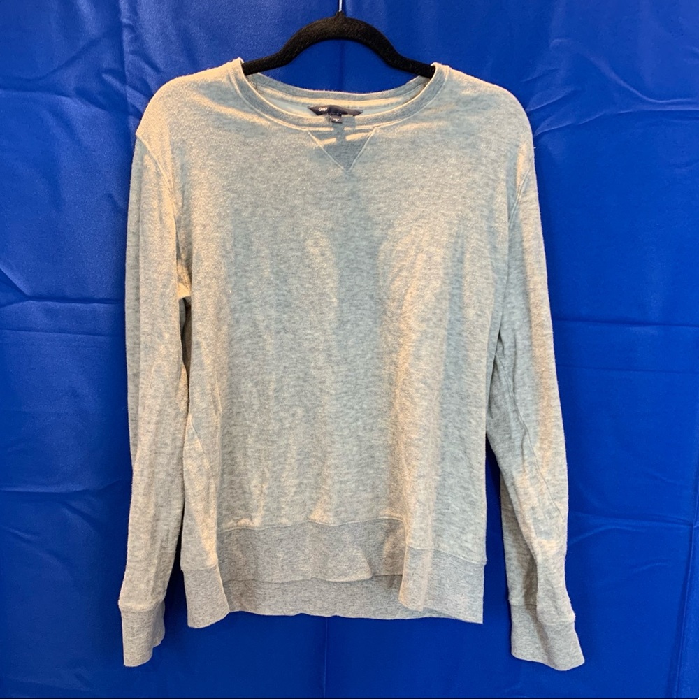 GAP sweater